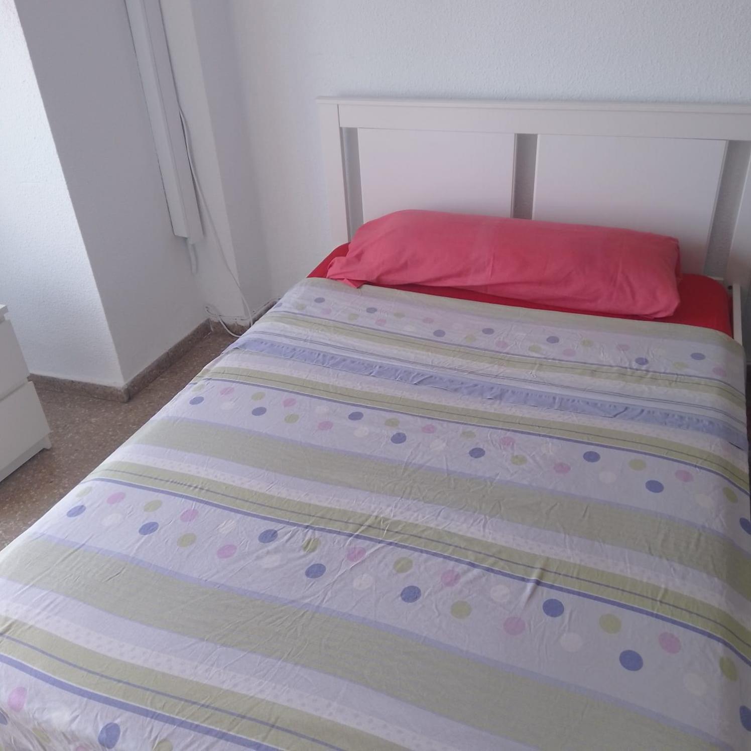 Piso Compartido Cerca De La Universidad Ceu Moncada Dış mekan fotoğraf